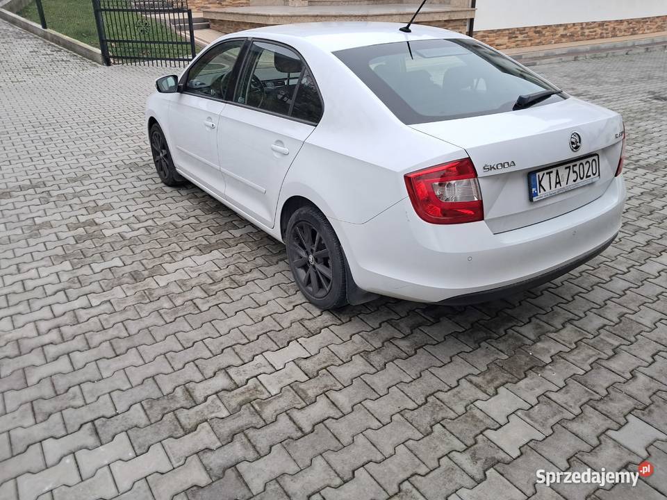 Sprzedam samochód osobowy skoda rapid 12tsi Rok produkcji 2016 Tarnów