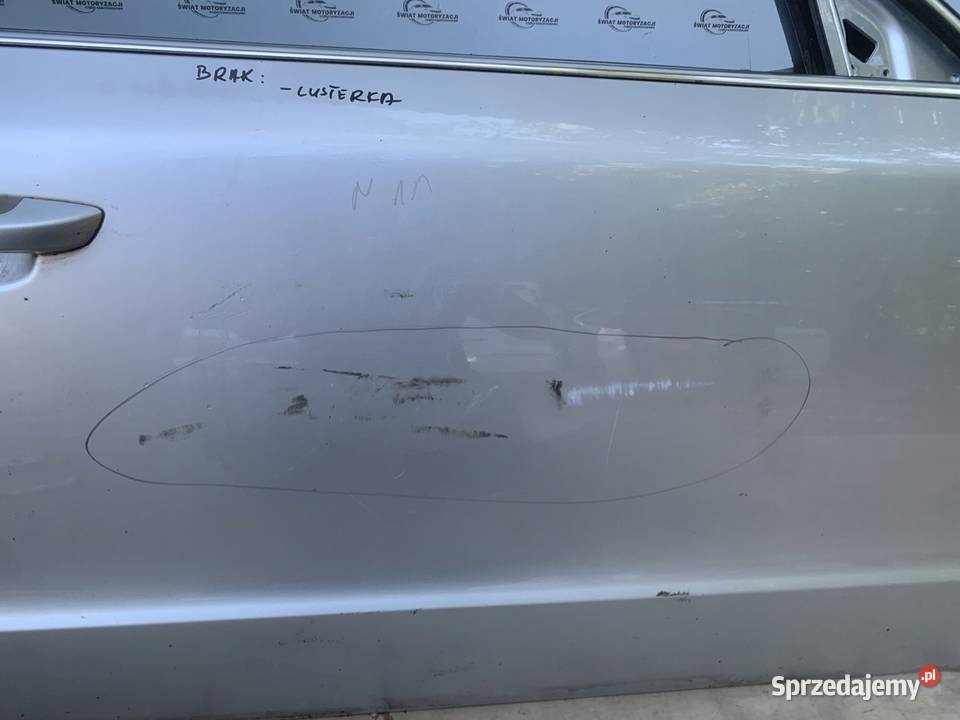 SKODA SUPERB II 10r drzwi prawe przód Rok produkcji 2010 Kielce