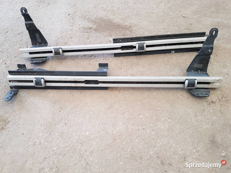 VW PASSAT B7 KOMBI SZYNA BAGAZNIKA 3C9863584 Turek