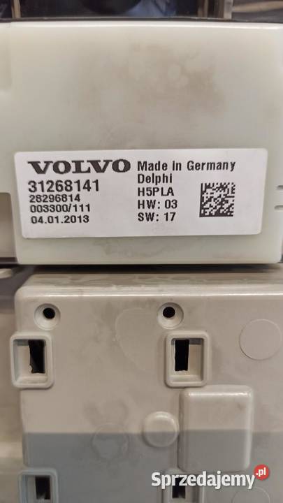 VOLVO V40 II LAMPKA PODSUFITKI 31268141
