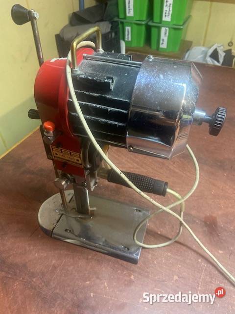 Nóż krojczy 8ka 220V