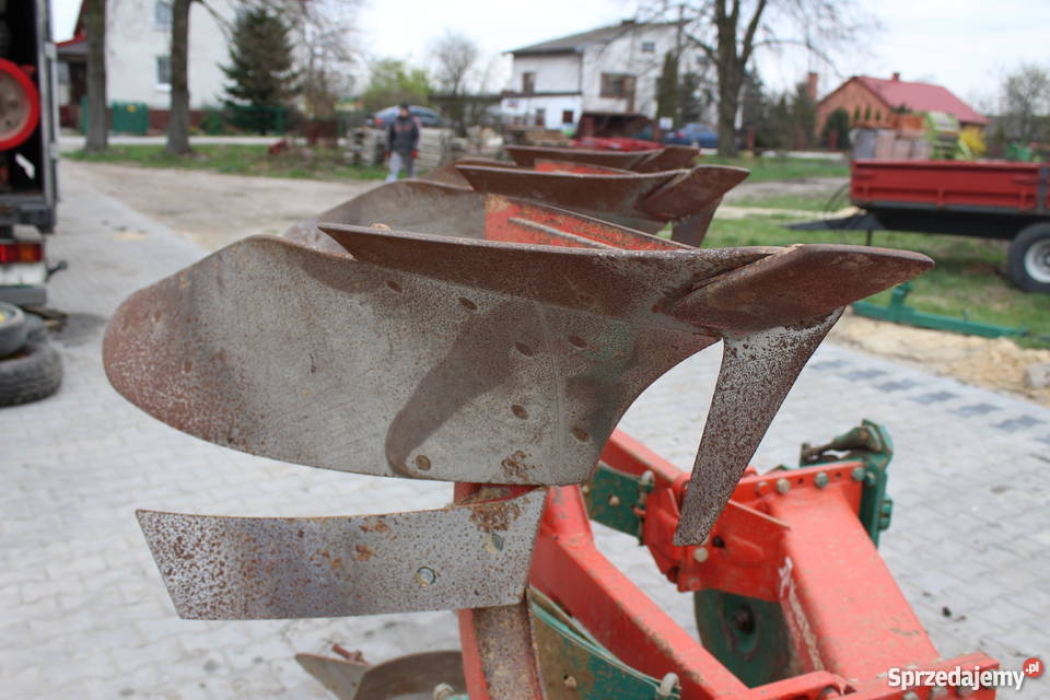 Pług Kverneland 3 skibowy obrotowy piękny mazowieckie Szydłowiec