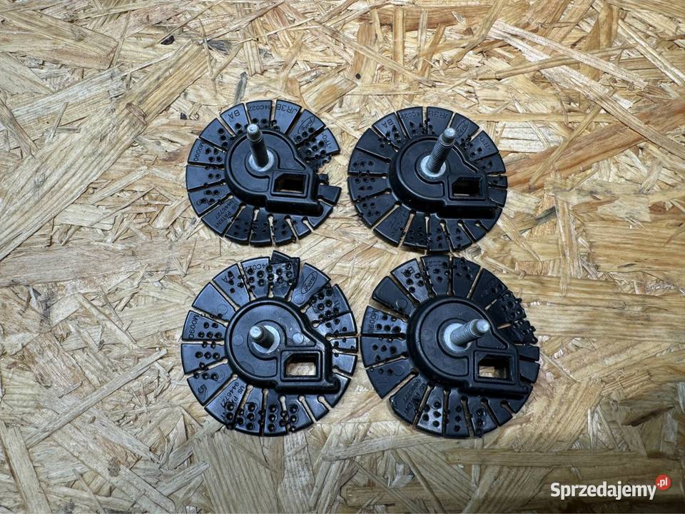 Uchwyt mocowanie zderzaka przód mustang Mache wielkopolskie Sieraków