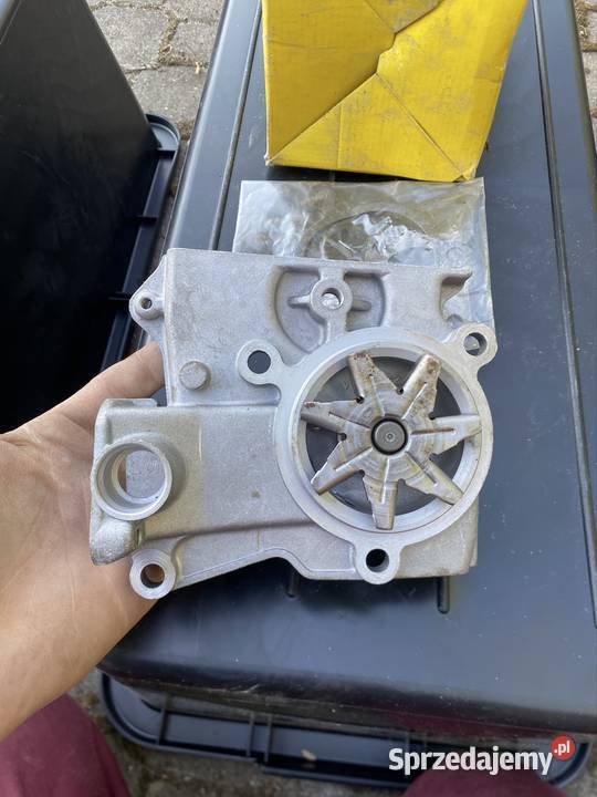NOWA pompa wody Mazda 626 929 FMotor 83 r GMB łódzkie Kamocin
