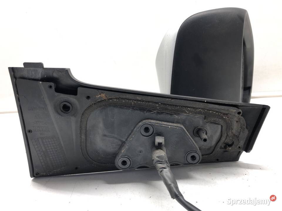 LUSTERKO PRAWE TOYOTA YARIS III Hatchback osobowe