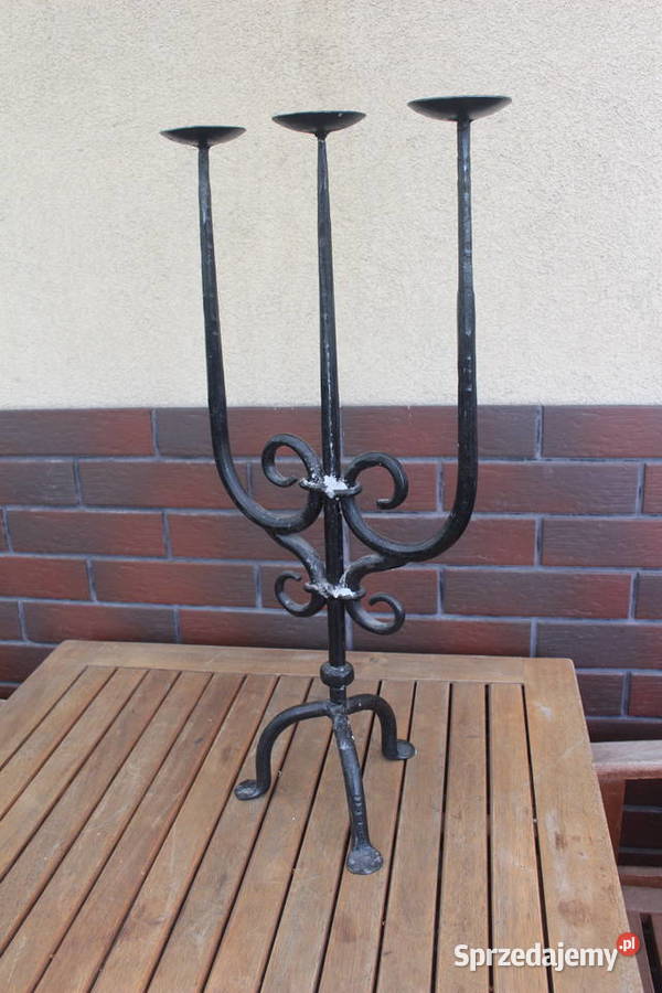 stary metalowy świecznik wielkopolskie Kalisz