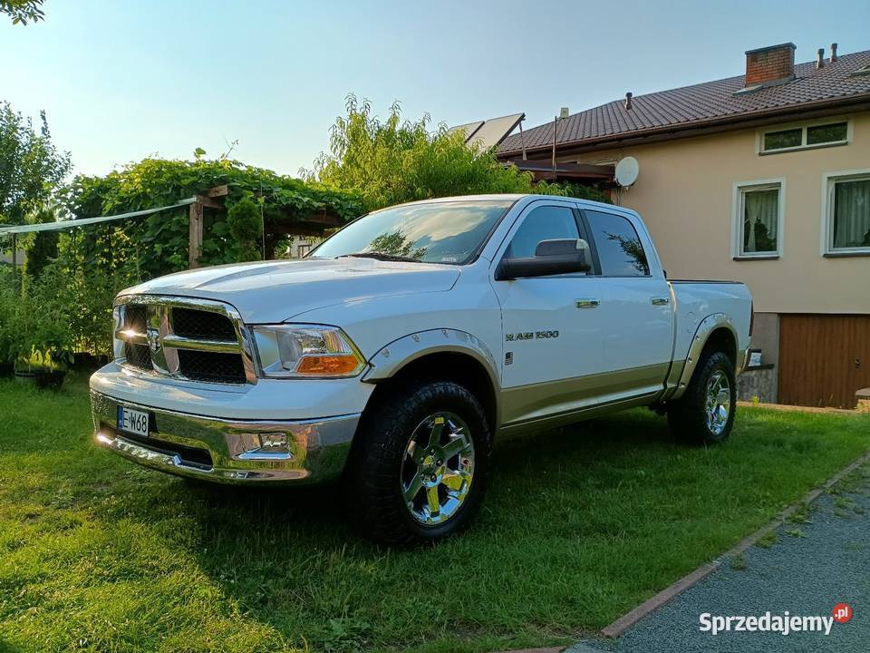 Dodge RAM 2010 57HEMI Drzewica sprzedam