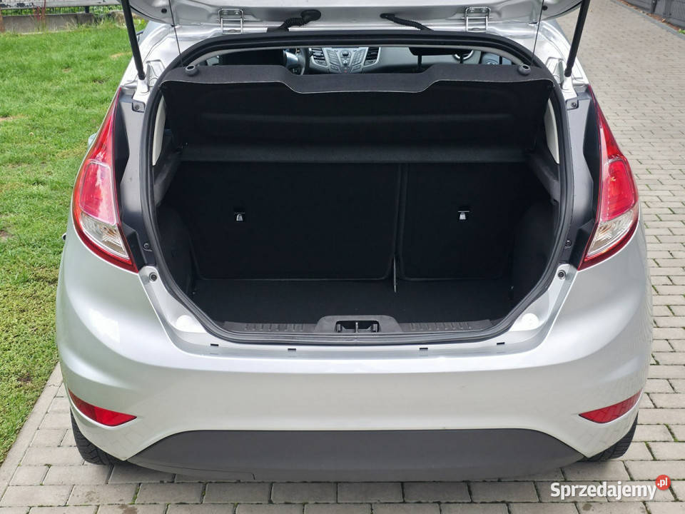 Ford Fiesta 125 Benzyna Serwisowany Gwarancja elektrochrom. lusterka boczne Piekoszów