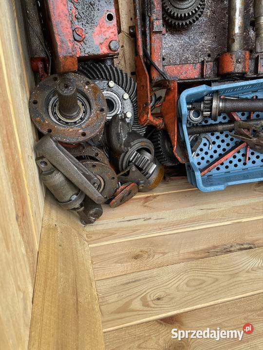 Renault 551 651 681 751 781 851skrzynia pompa Ruda Maleniecka sprzedam