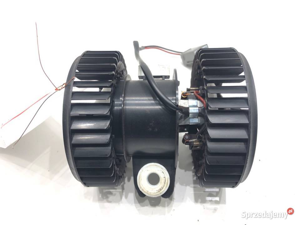 DMUCHAWA NAWIEWU BMW G30 16473585 WENTYLATOR osobowe Części samochodowe podkarpackie