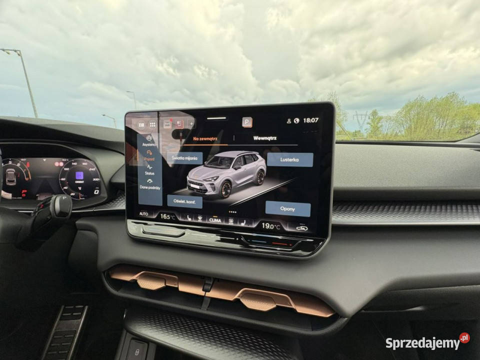 Cupra Terramar 20 TSI 4x4 VZ Nowa Panoramadach VAT marża