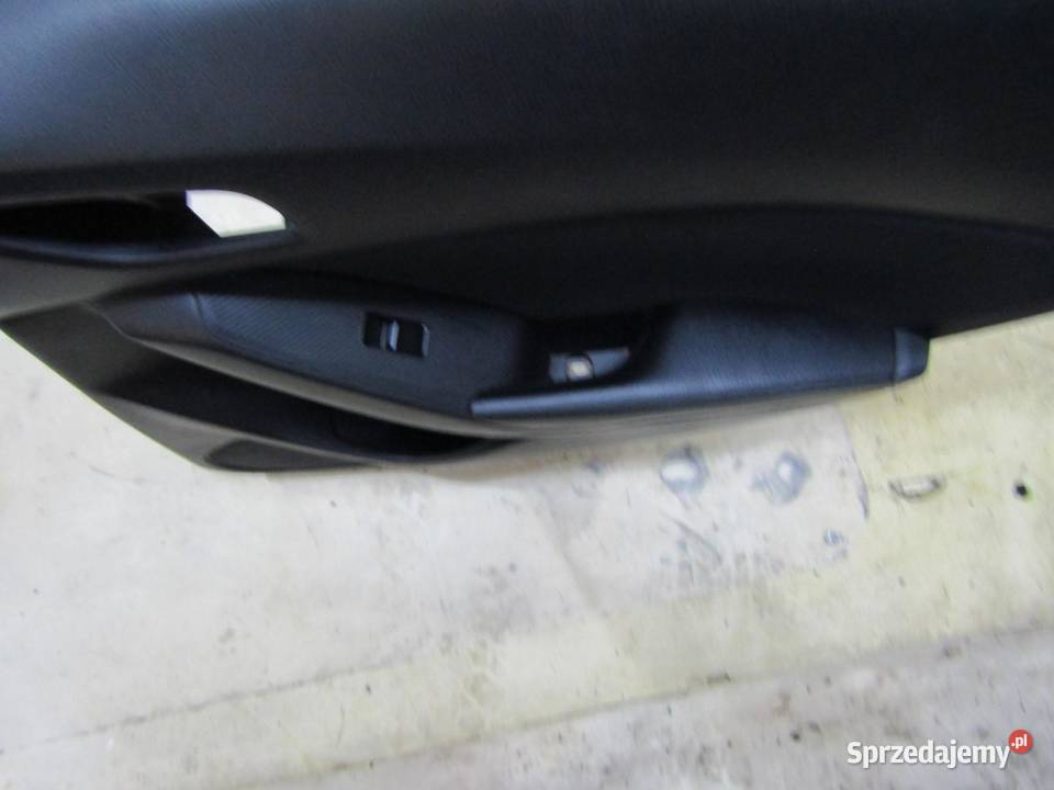 BOCZEK DRZWI PRAWY TYŁ PRAWE TYLNE MAZDA 3 BM BN