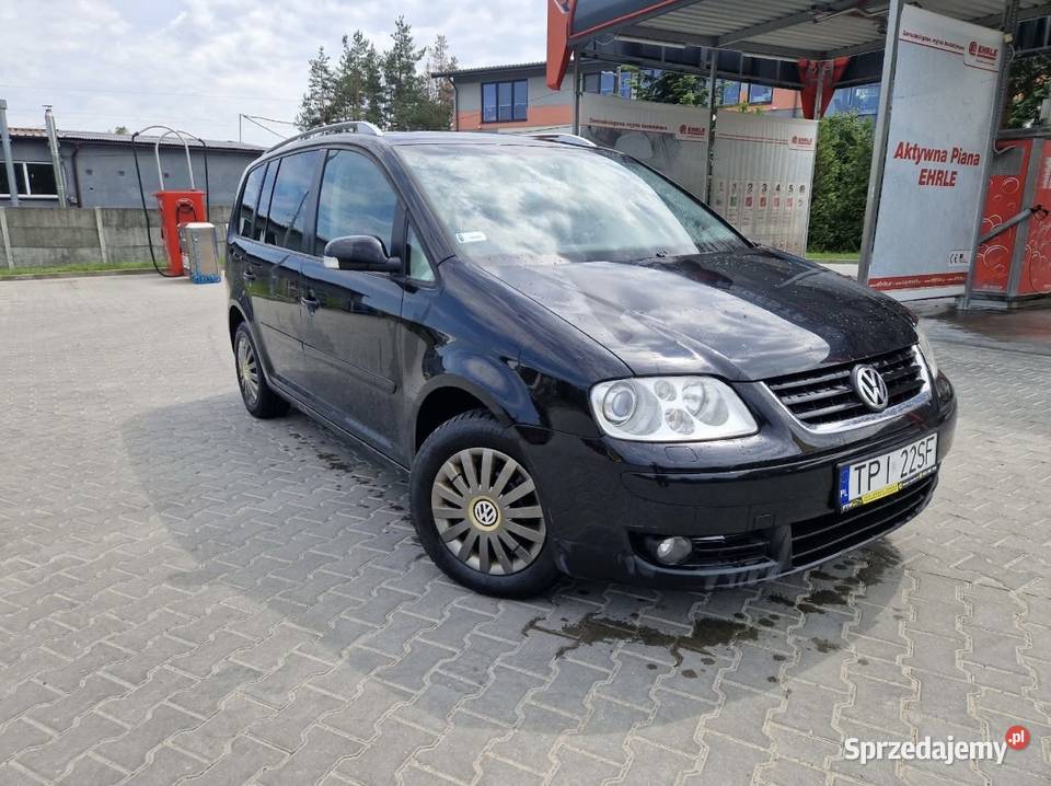 Volkswagen Touran 19TDI 105 2006 HAK Rok produkcji 2006 Pińczów