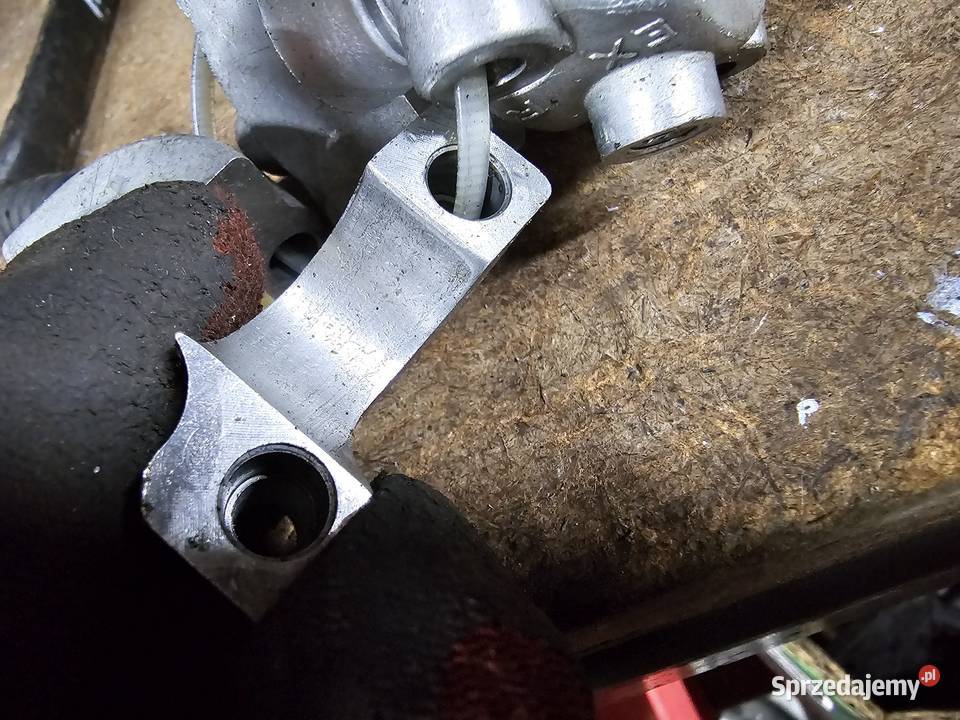 Kawasaki klr 250 mostki głowicy głowica klr250 Cylindry, głowice, pierścienie Jelenia Góra sprzedam