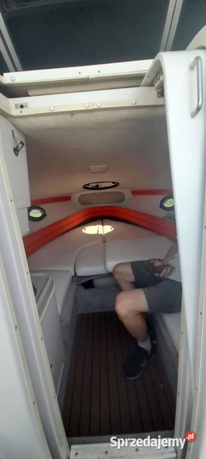 Łódź turystyczna motorowa VIVIENT 470HP GT