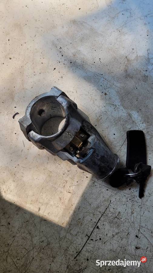 Stacyjka Fiat 125p Łagów