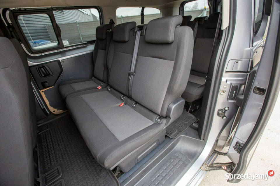 Toyota ProAce 8OSÓB Maxi L2H1 Długi kamera światła do jazdy dziennej Jarocin