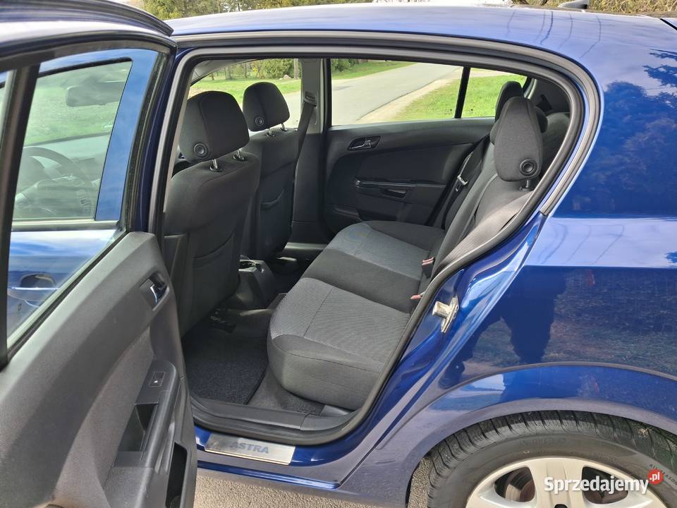 Opel Astra H 16 benzyna kamera navi elektryka manualna Łódź