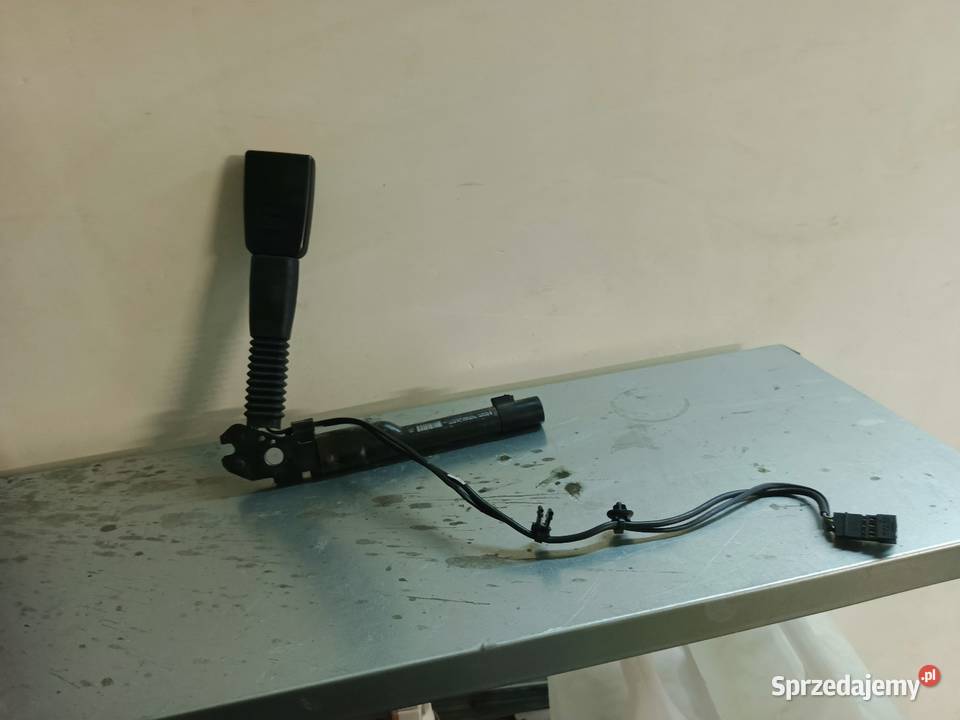 Napinacze pasów BMW e90e87 7126296 7126295 Pasy bezpieczeństwa Kijany