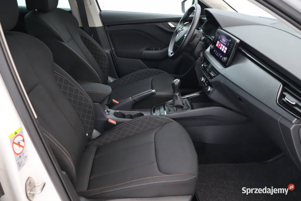 Skoda Scala 10 TSI światła do jazdy dziennej Zabrze