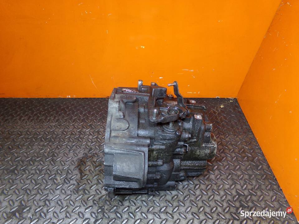 AUDI A3 8P 20 TFSI 07r 200 skrzynia biegow 6 4x4 osobowe Suków