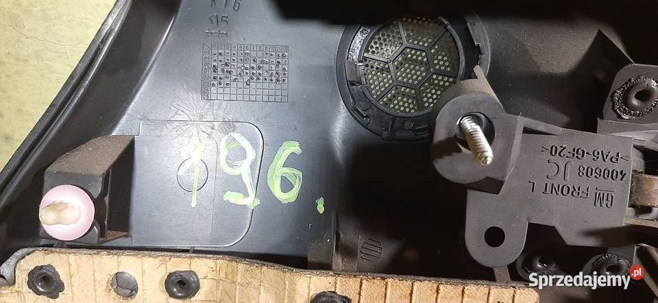 Boczek tapicerka drzwi Lewy przód Opel Zafira osobowe świętokrzyskie Włoszczowa sprzedam