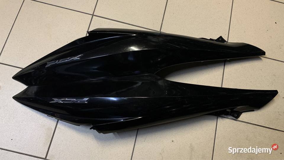 Boczek ogon zadupek Honda Pcx 125 Brzeszcze
