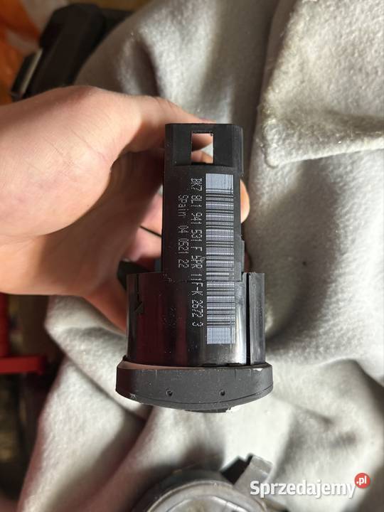 Przełącznik świateł S3A3 8L sprzedam