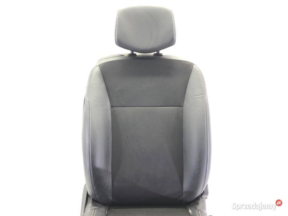 FOTEL PRAWY PRZÓD RENAULT CLIO III Hatchback osobowe