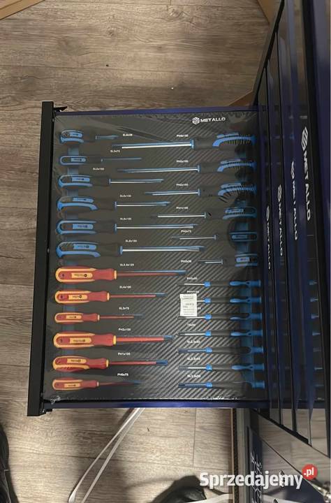 Wózki Narzędziowe Turek