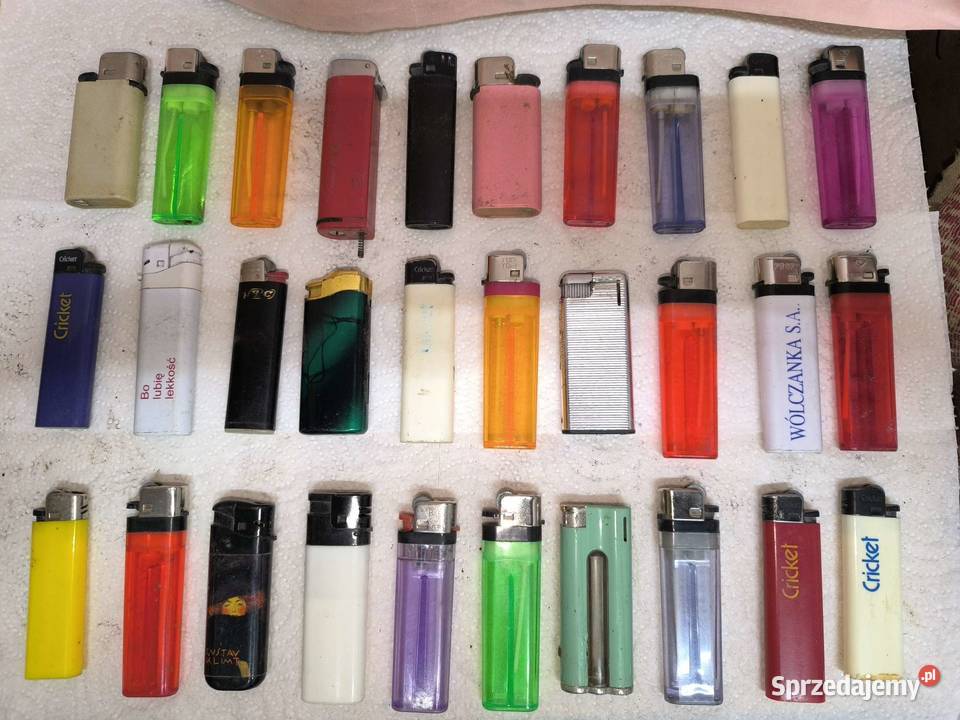 zapalniczka zestaw 30 zapalniczek czekam na Pozostałe świętokrzyskie Ostrowiec Świętokrzyski sprzedam