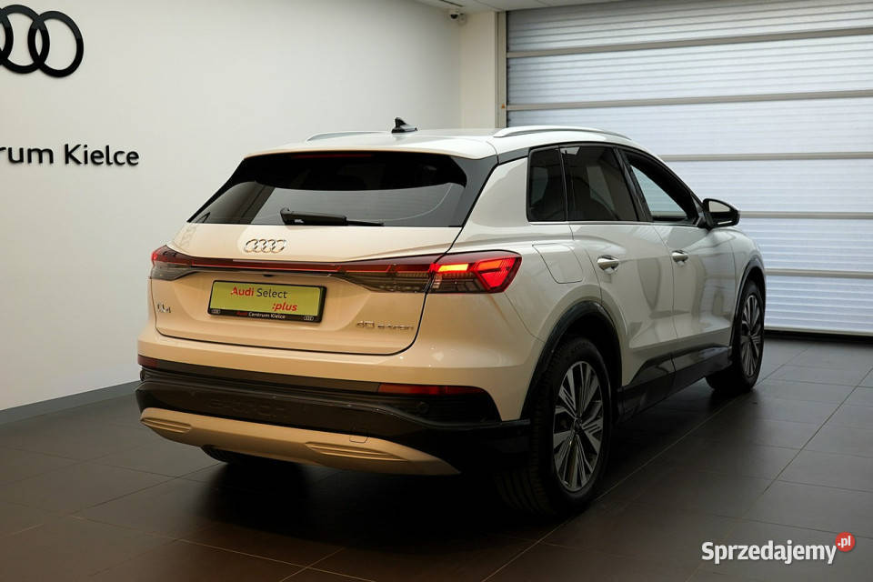 Audi Q4 Q4 etron 40 204 Matrix Navi Kamera ACC lakier metallic świętokrzyskie Kielce