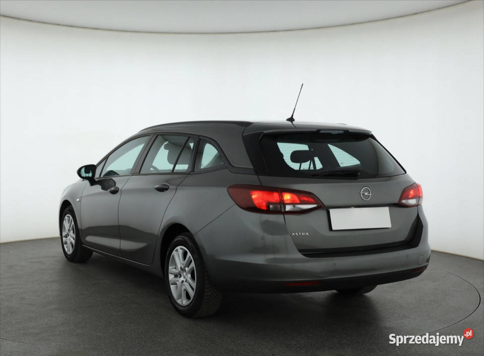 Opel Astra 15 CDTI 90KM Samochody osobowe