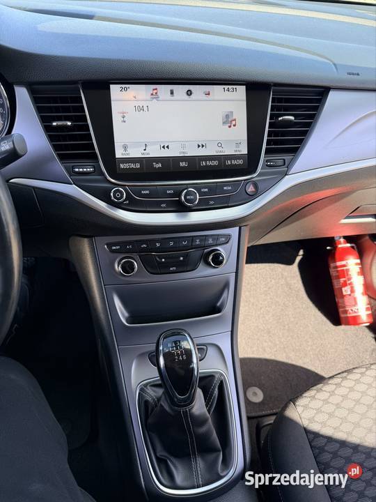 Opel Astra K 2017r garażowany Astra