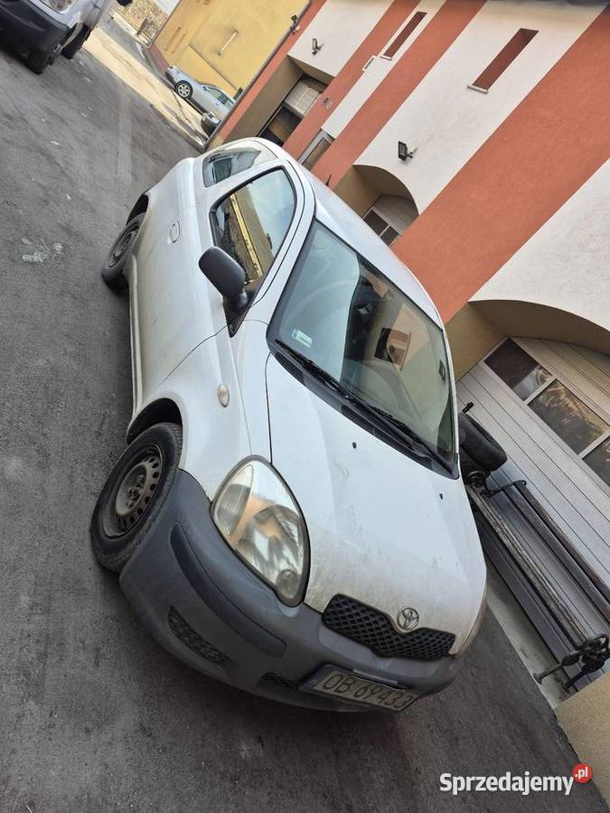 Toyota Yaris 14 D4D z katalizatorem fabrycznym opolskie Brzeg