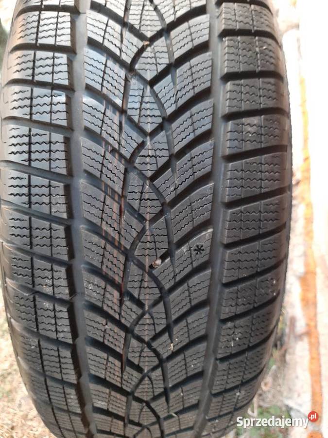T2H4952 Felga Koło JAGUAR 23560R18 Goodyear UG Warszawa