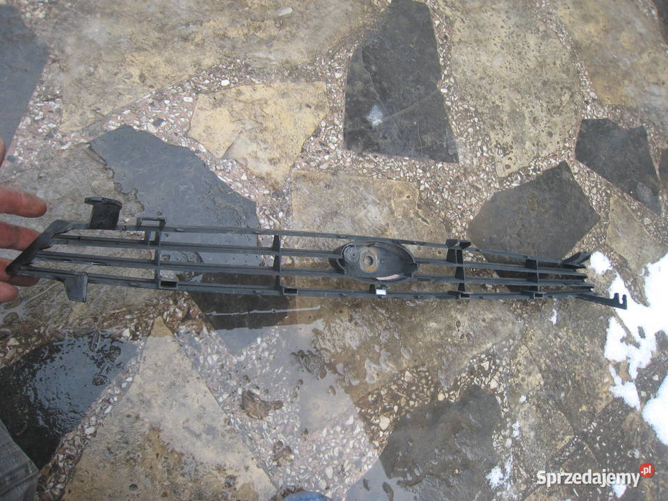 Grill atrapa chłodnicy wlot powietrza Ford Focus małopolskie Kraków