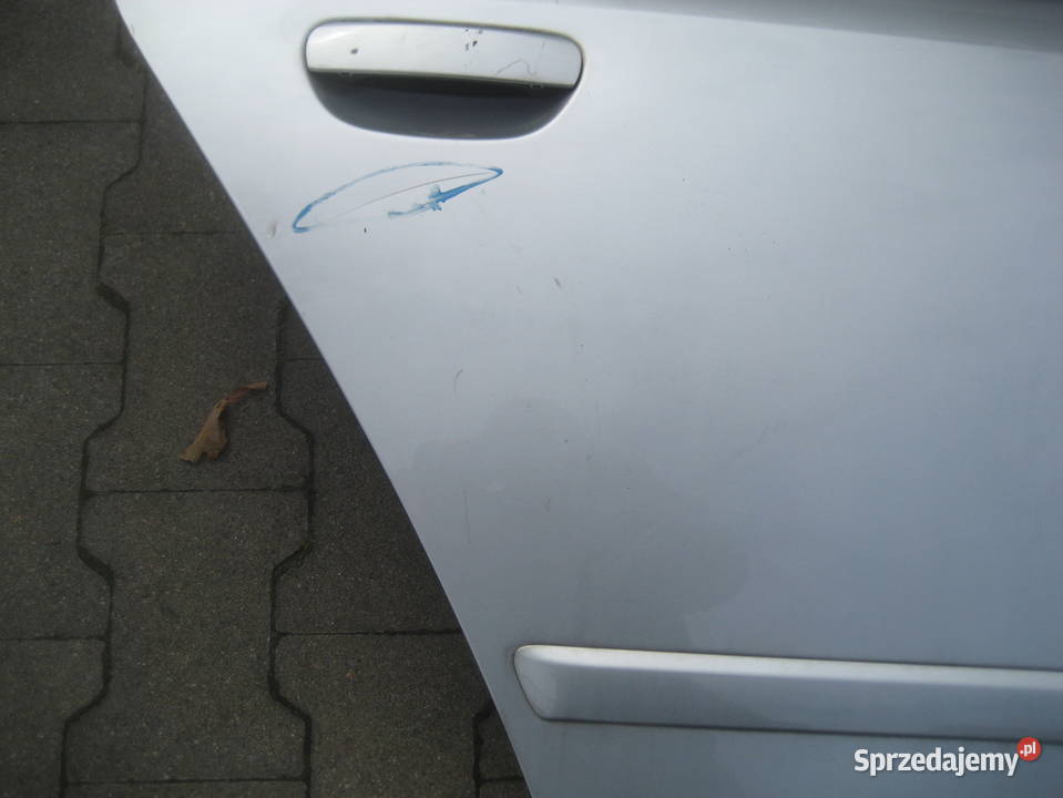 audi a4 b6 kombi małysz 0104r drzwi tył prawe Rakoniewice
