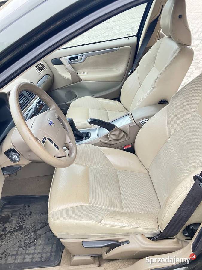 Volvo V70 24 170 LPG manual Biskupice