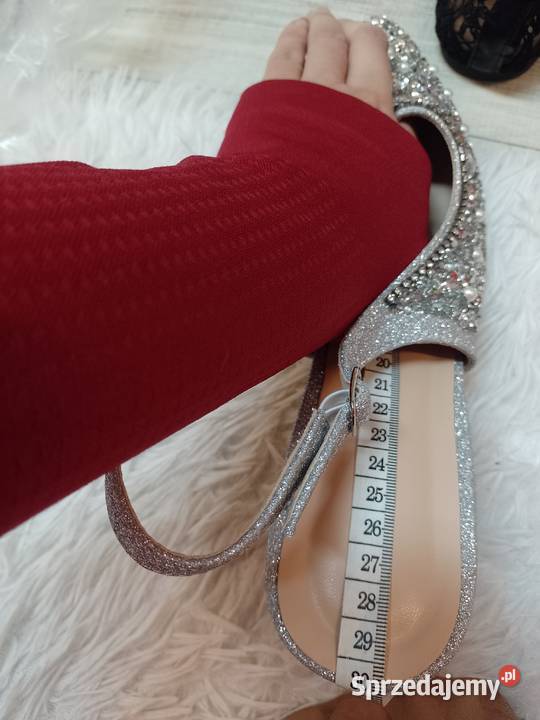 4344 Srebrne bogato zdobione czółenka wieczorowe