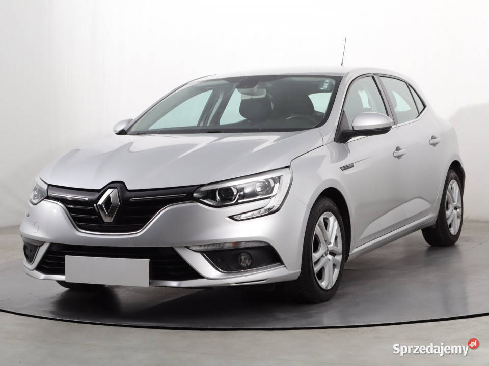 Renault Megane 12 TCe światła przeciwmgielne