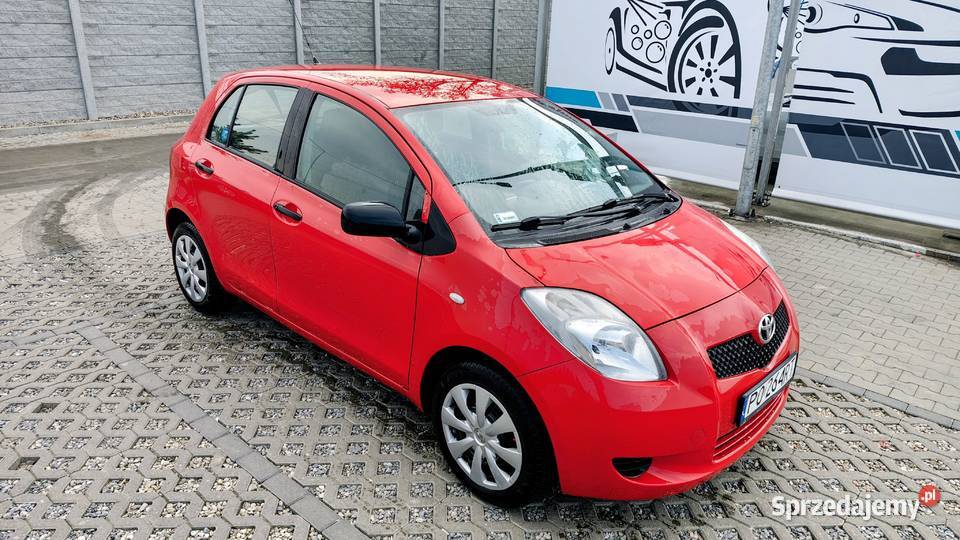 Toyota Yaris 2 10 Benzyna Salon Klimatyzacja Hatchback Rokietnica