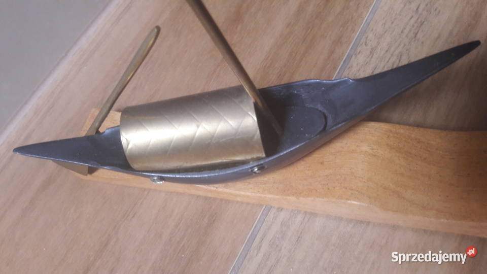 Metalowa łódka drewniana podstawa z mosiądzem Radom
