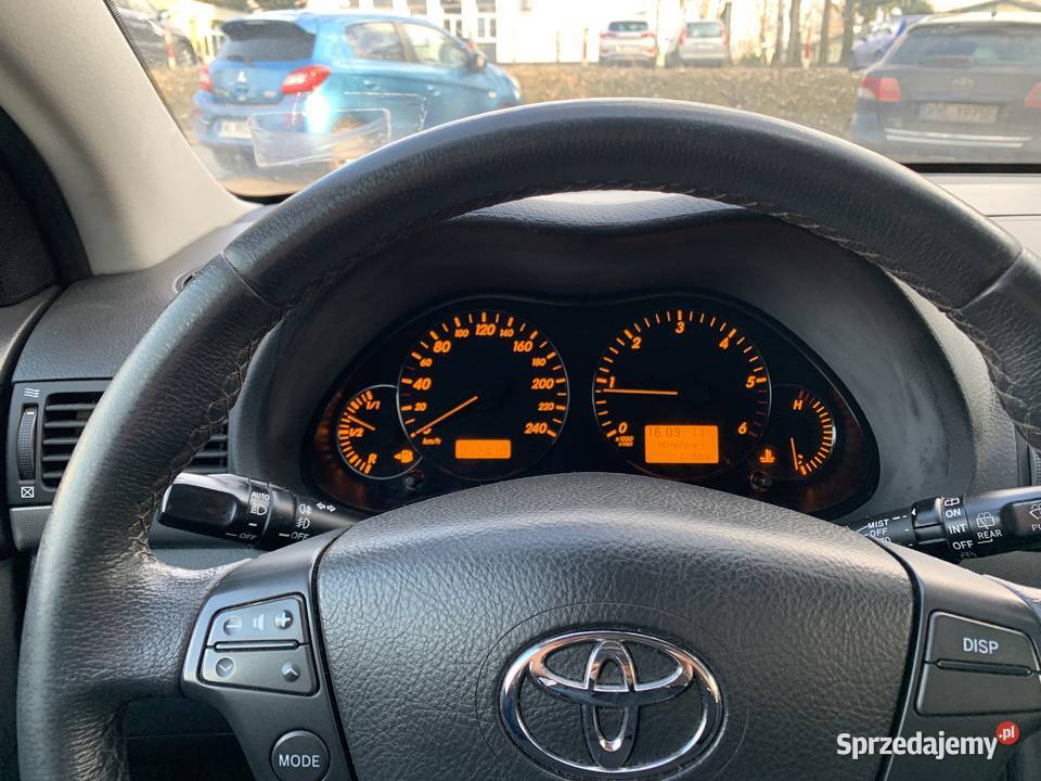 Sprzedam auto Toyota Avensis II gen liftingu ESP mazowieckie Legionowo