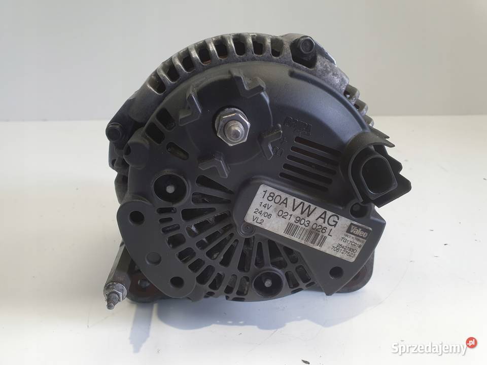 VW Passat B6 20 TDI ALTERNATOR 021903026L 180A osobowe Janów