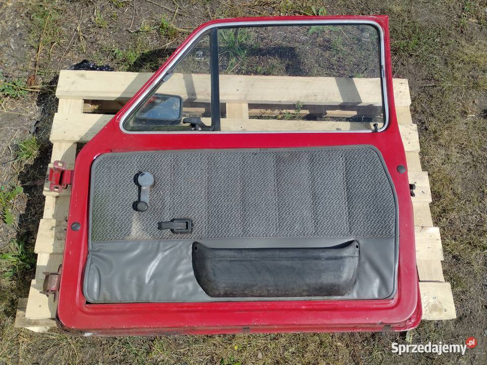 Fiat 126p maluch drzwi prawe kompletne