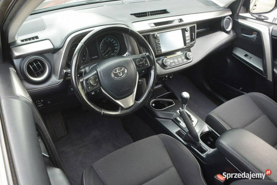 Toyota RAV4 20 Benzyna 4x4 automat nawi kamera nawigacja sprzedam