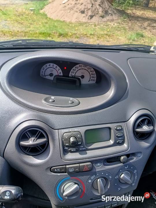 Toyota Yaris TS klimatyzacja