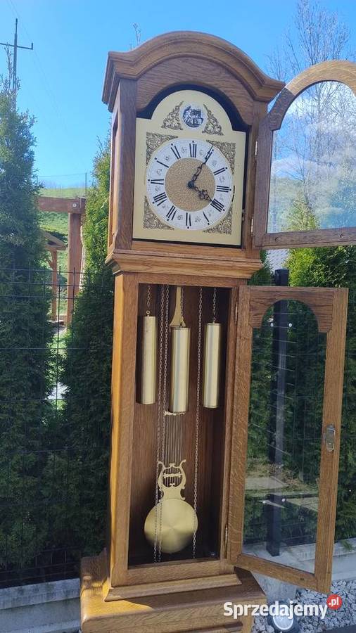 Zegar stojący w skrzyni dębowej