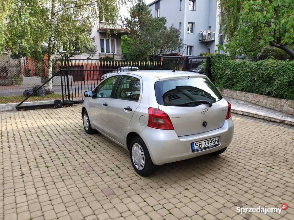 Toyota Yaris II 2006 10 benzyna ogłoszenie małopolskie Kraków